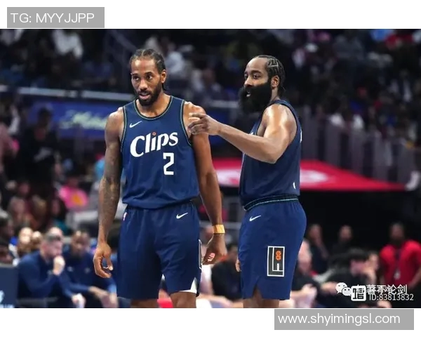 哈德斯联赛对决谢菲尔全力争胜展现球队实力与战术魅力